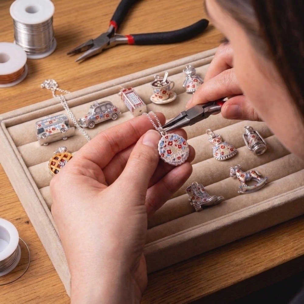 Stainless Steel Cartoon Pendan - Jewelry Making London ulasan dan harga